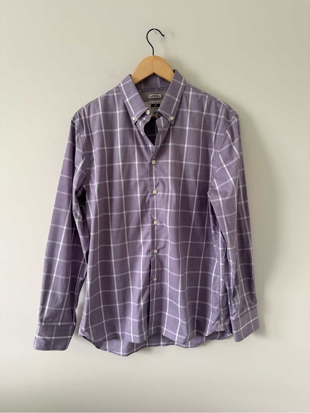 Joseph Abboud 100% Cotton Lavender Plaid Button-Down Shirt (size medium)